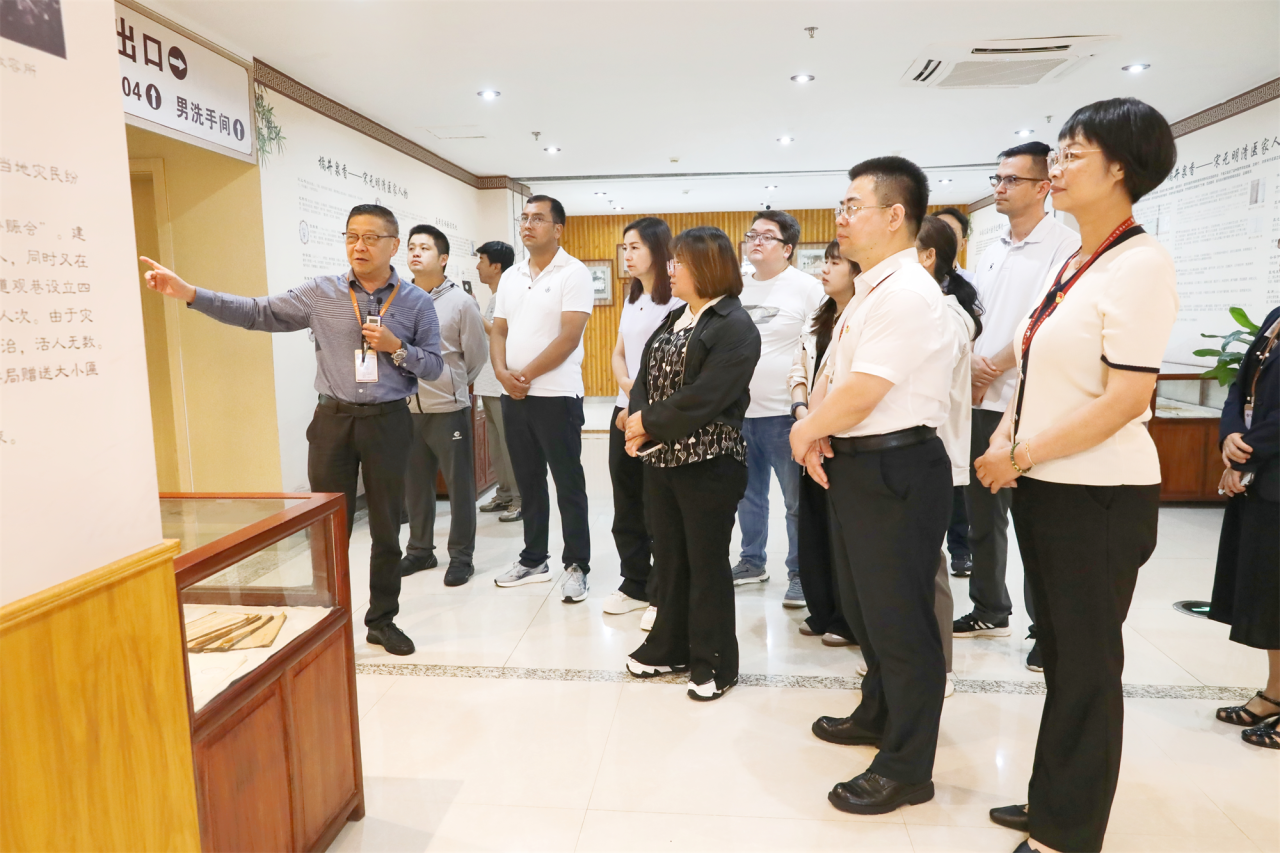 0b35c1bd239cf8e63856255d59ee1640.png 0b35c1bd239cf8e63856255d59ee1640.png